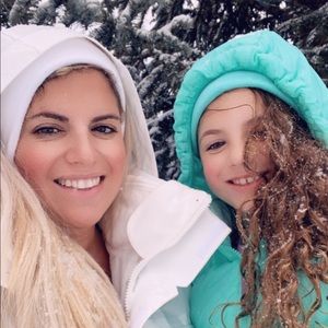 Meet your Posher, Whitney